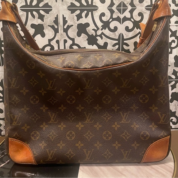 VGUC Louis Vuitton Boulogne 35 - Picture 6 of 11